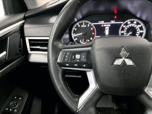 Used 2024 Mitsubishi Outlander SE AWD/4WD image 23