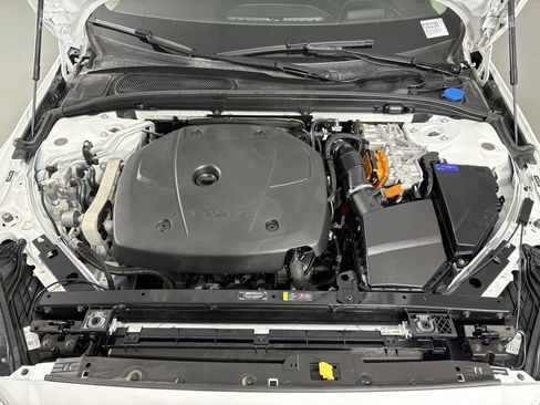 Used 2024 Volvo S60 T8 Ultimate w/ Climate Package image 41