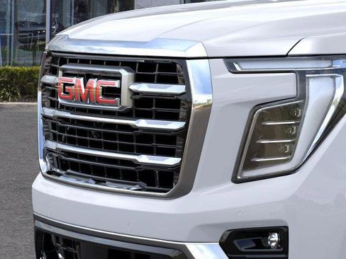 New 2026 GMC Yukon Elevation image 13
