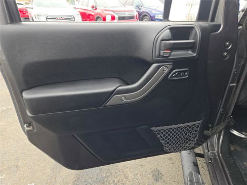 Certified 2018 Jeep Wrangler Sport image 18