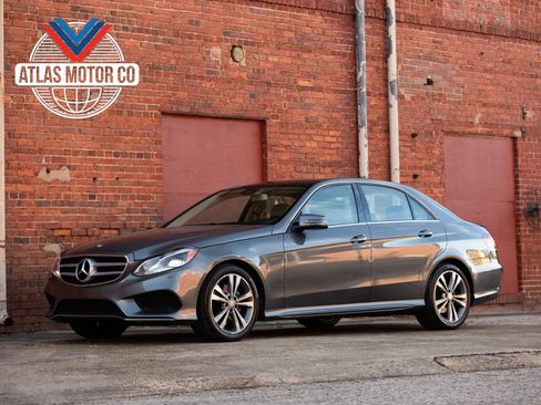 Used 2016 Mercedes-Benz E 350 Sedan image 1
