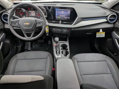 New 2026 Chevrolet Trax LS image 21