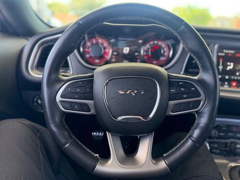 Used 2019 Dodge Challenger SRT Hellcat w/ Widebody Package RWD image 6