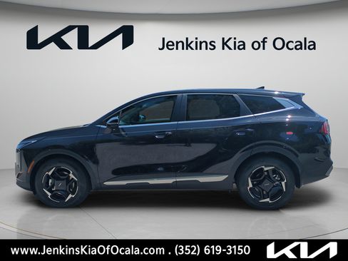 New 2026 Kia Sportage EX FWD image 6