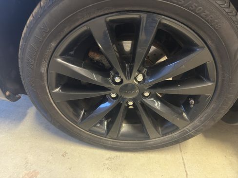 Used 2014 Dodge Avenger SE w/ Blacktop Package FWD image 31