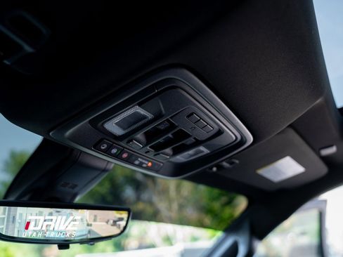 Used 2020 GMC Sierra 1500 AT4 image 41