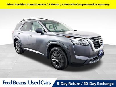 Used 2022 Nissan Pathfinder SV