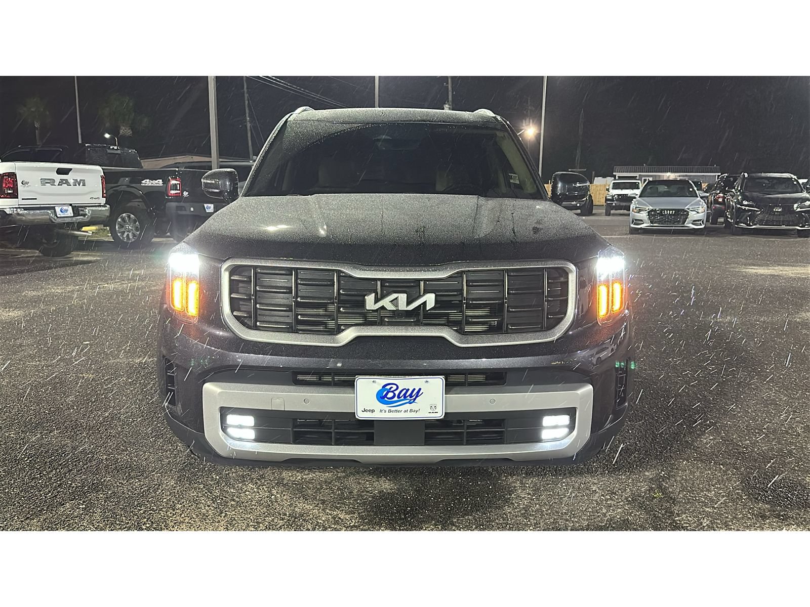 Used 2025 Kia Telluride SX FWD image 8