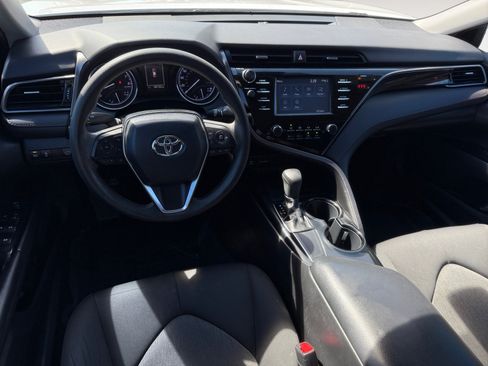 Used 2019 Toyota Camry LE w/ Carpet Mat Package FWD image 15