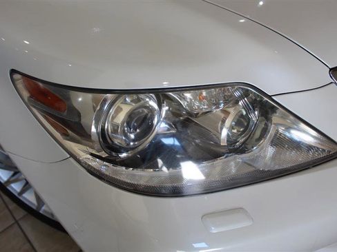 Used 2011 Lexus LS 460 image 10