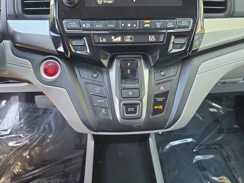 Used 2020 Honda Odyssey EX image 23