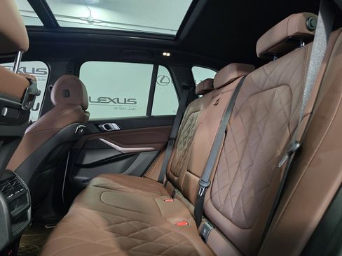 Used 2025 BMW X5 sDrive40i w/ Premium Package image 26