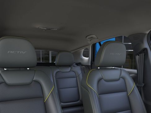 New 2026 Chevrolet Trax ACTIV FWD image 25