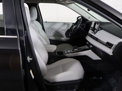 Used 2023 Mitsubishi Outlander SEL AWD/4WD image 33