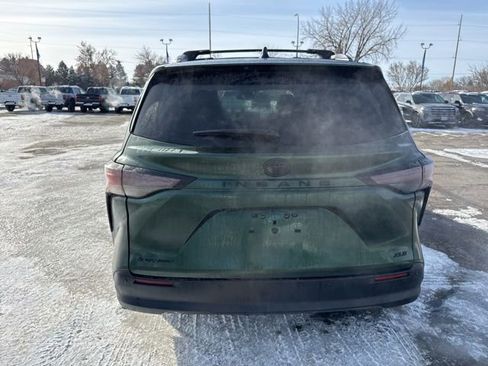 Used 2025 Toyota Sienna XLE w/ XLE Plus Package image 10