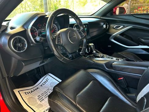 Used 2018 Chevrolet Camaro LT w/ RS Package image 10