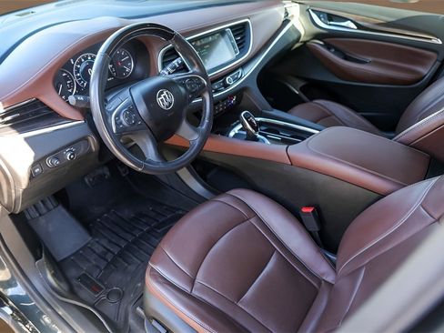 Used 2018 Buick Enclave Avenir w/ Avenir Technology Package image 10