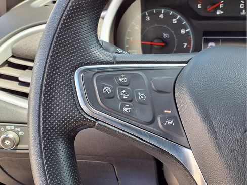 Used 2024 Chevrolet Malibu LT FWD image 16