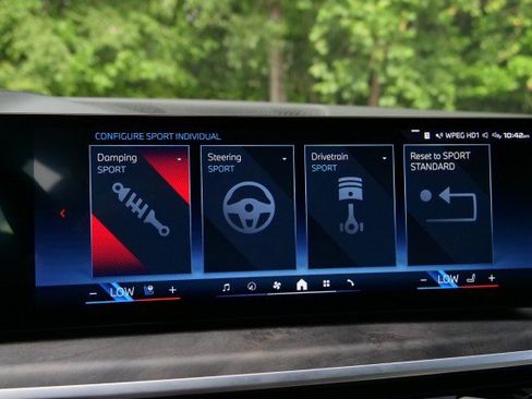 Used 2024 BMW X7 M60i w/ Executive Package AWD/4WD image 18