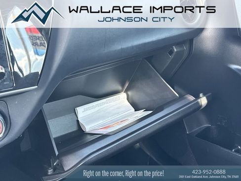 Used 2019 Toyota Corolla L image 21