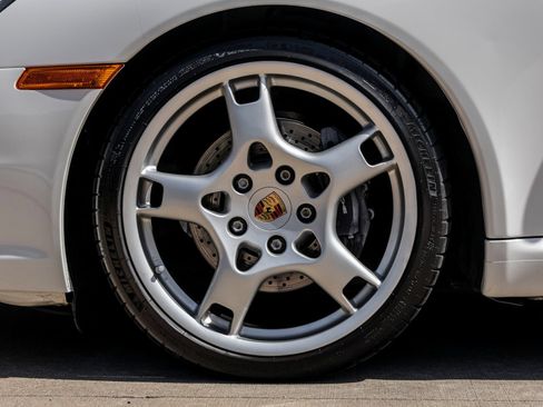Used 2006 Porsche 911 Carrera RWD image 15