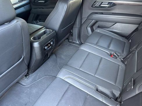Used 2025 Chevrolet Tahoe LT AWD/4WD image 13