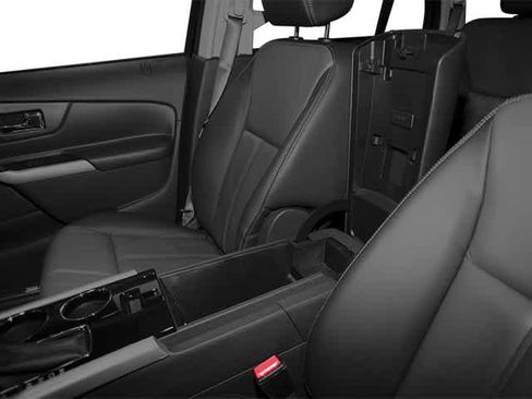 Used 2013 Ford Edge SEL image 18