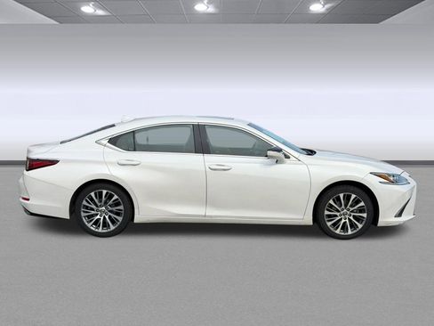 Used 2019 Lexus ES 350 w/ Premium Package image 8