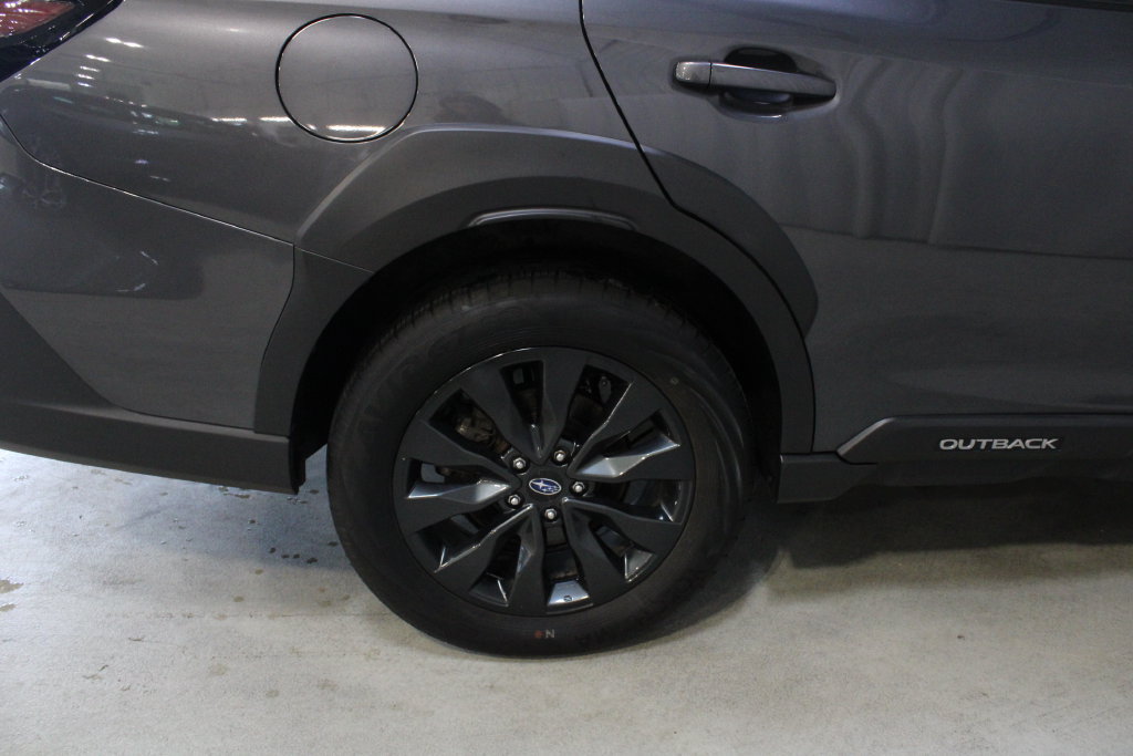 Used 2024 Subaru Outback Onyx Edition AWD/4WD image 27