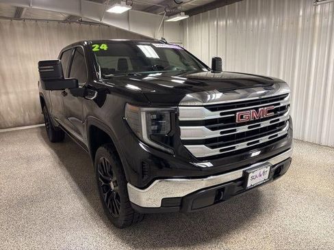 Used 2024 GMC Sierra 1500 SLE AWD/4WD image 3