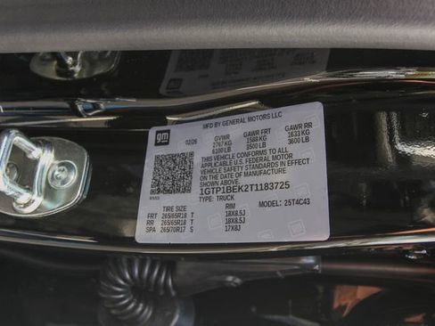 New 2026 GMC Canyon Elevation w/ Convenience Package image 31