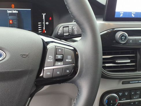 Certified 2023 Ford Escape Active AWD/4WD image 17