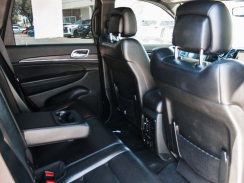 Used 2021 Jeep Grand Cherokee Limited AWD/4WD image 31