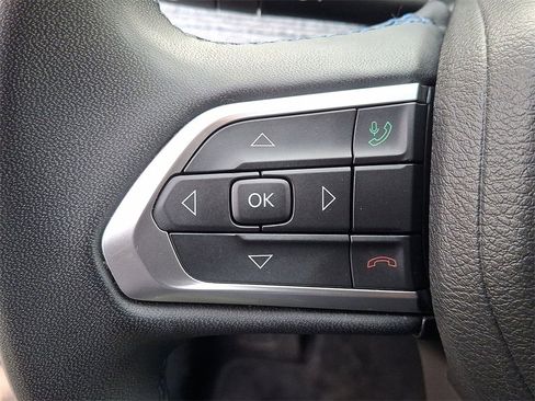 Certified 2022 Jeep Compass Latitude image 17