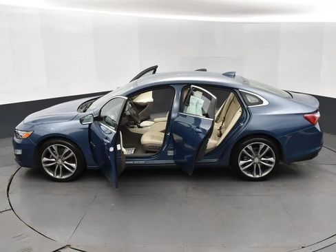 Used 2024 Chevrolet Malibu LT FWD image 7