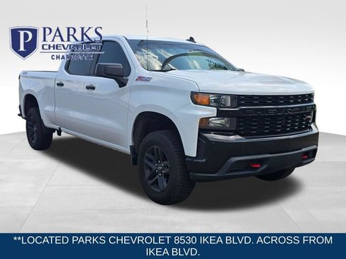 Used 2021 Chevrolet Silverado 1500 Custom Trail Boss w/ LPO, Dark Essentials Package AWD/4WD image 1