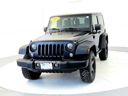 Used 2017 Jeep Wrangler Sport image 2