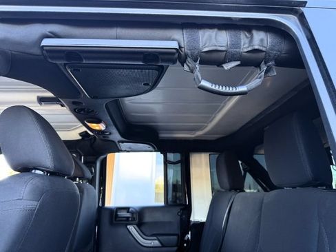 Used 2016 Jeep Wrangler Unlimited Sport w/ Quick Order Package 24S AWD/4WD image 27