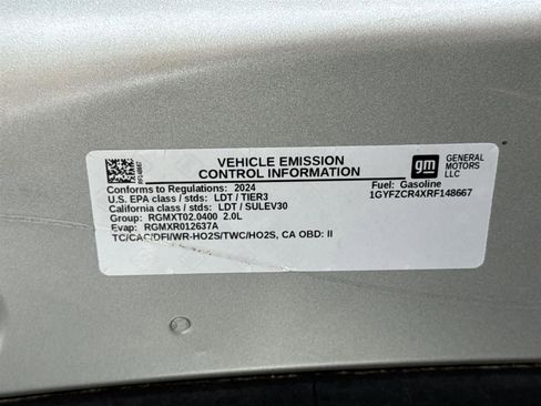 Used 2024 Cadillac XT4 Premium Luxury image 41