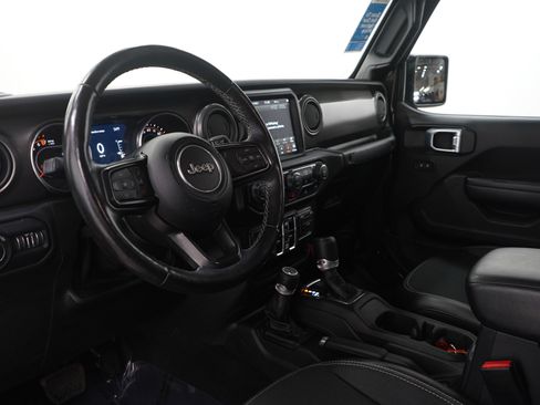 Used 2021 Jeep Gladiator Sport image 24