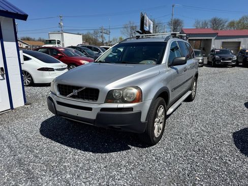 Used 2004 Volvo XC90 2.5T AWD/4WD image 1