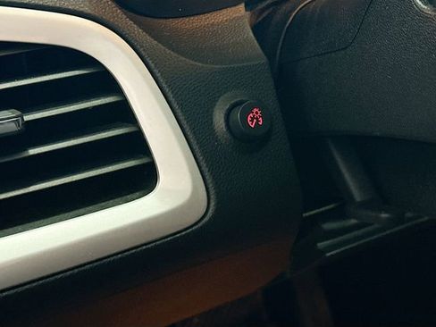 Used 2017 GMC Terrain SLE image 11