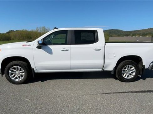 New 2025 Chevrolet Silverado 1500 LT w/ Z71 Off-Road Package image 5