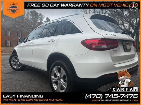 Used 2018 Mercedes-Benz GLC 300 w/ Premium Package image 13