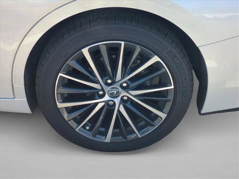 Used 2024 Lexus ES 350 w/ Premium Package image 13