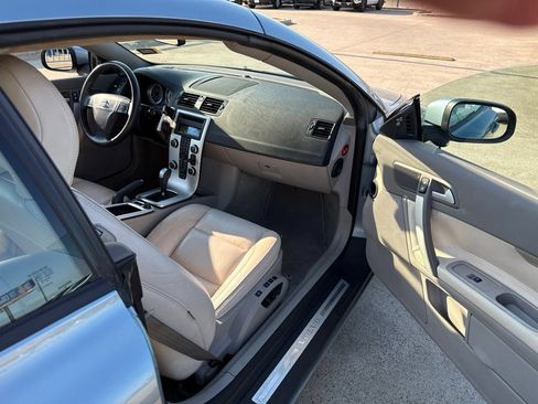 Used 2011 Volvo C70 T5 w/ Convenience Pkg FWD image 9