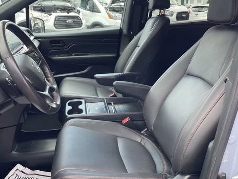 Used 2025 Honda Odyssey Sport-L image 6