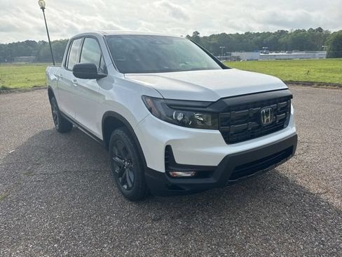 New 2026 Honda Ridgeline Sport image 2