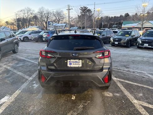 Used 2024 Subaru Crosstrek 2.0i Premium image 6