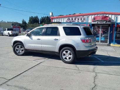 Used 2010 GMC Acadia SL w/ Preferred Package